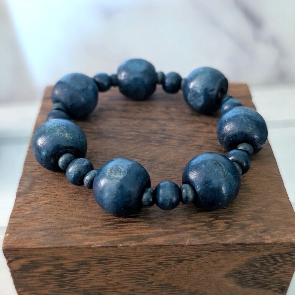Vintage Stretch Bracelet Dark Blue Chunky